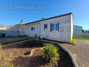 Maison à BAIGNES-SAINTE-RADEGONDE