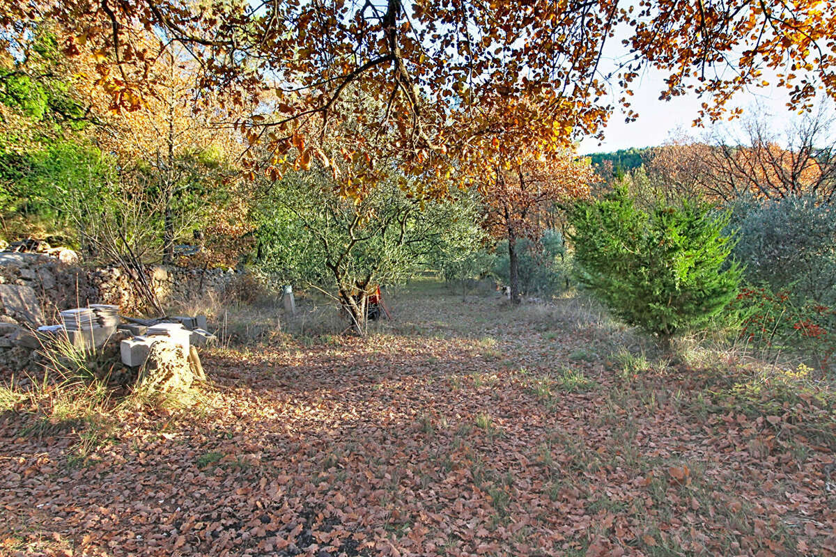 Maison à ENTRECASTEAUX