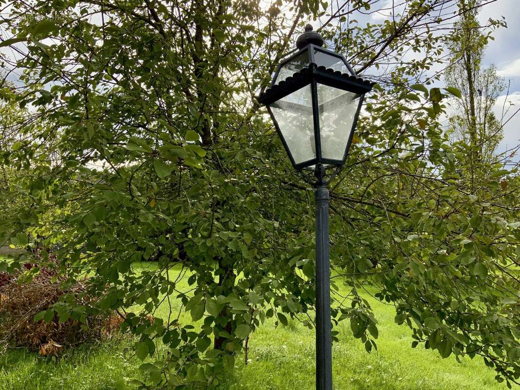 Maison à BOURG-DES-COMPTES