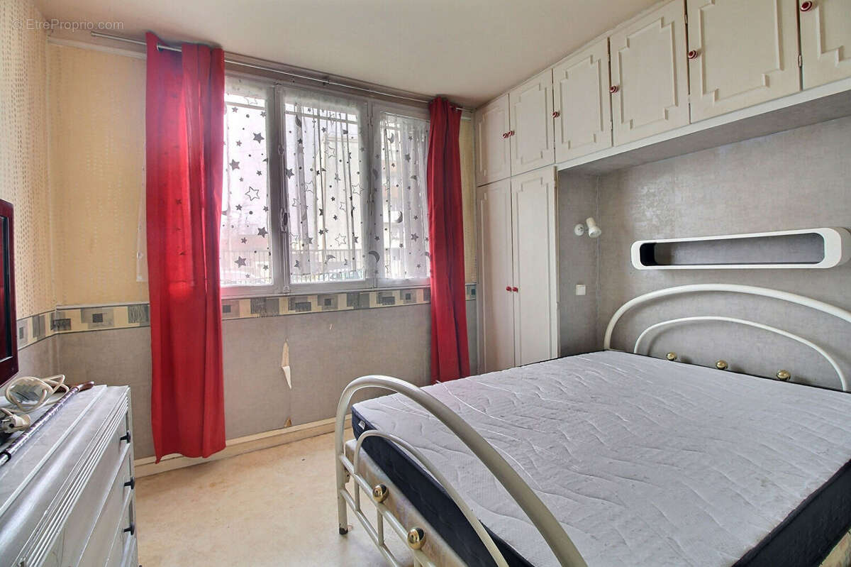 Appartement à COLOMBES