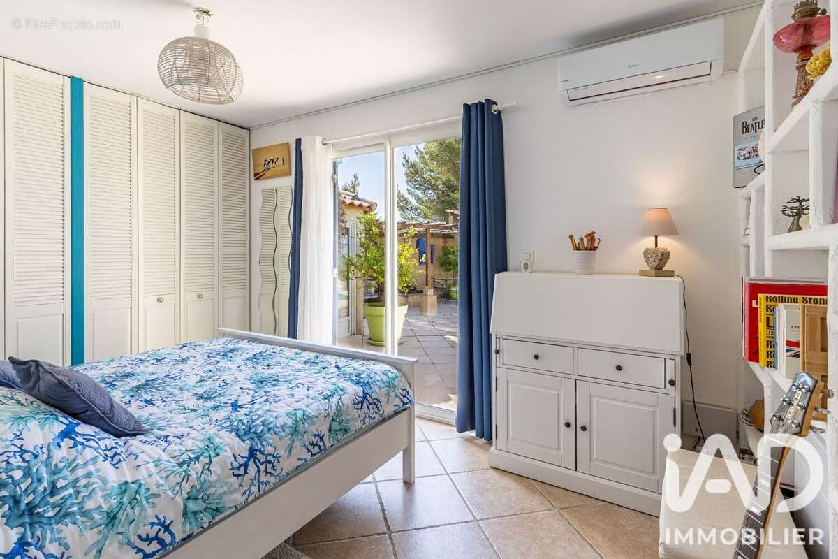 Maison 112 m² à Marseille-16e  - photo 6