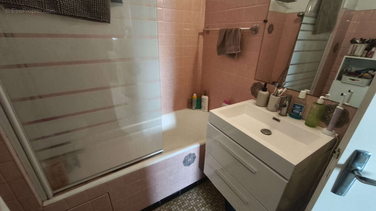 Appartement Brive La Gaillarde 1 pièce 30.80 m2 - photo 8