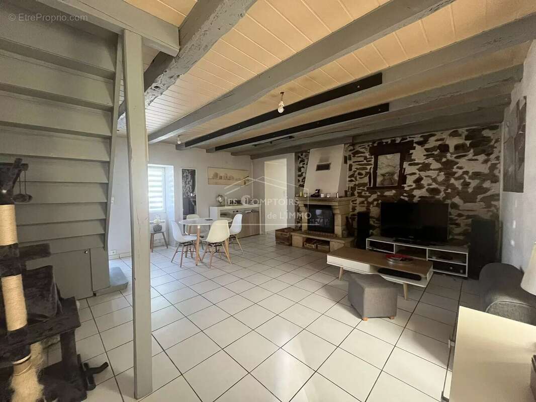 Maison à DREFFEAC