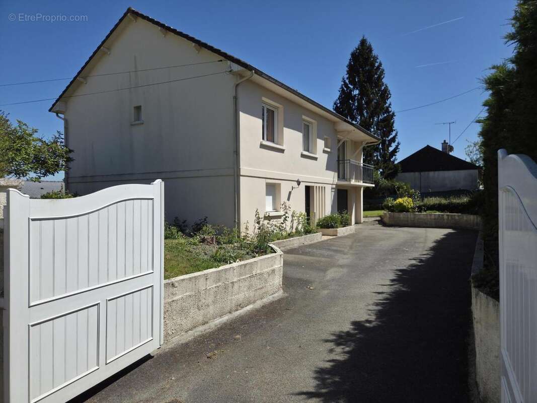 Maison à CHATEAU-GONTIER