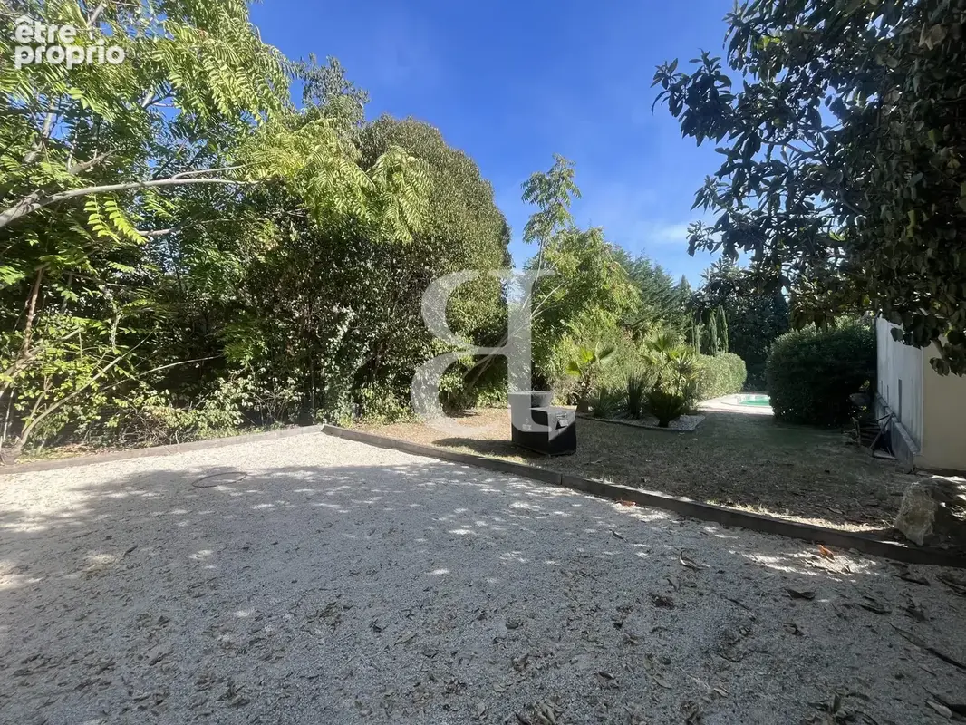 Maison 9 pièces 305 m² à vendre à Carpentras (84200) - photo 6