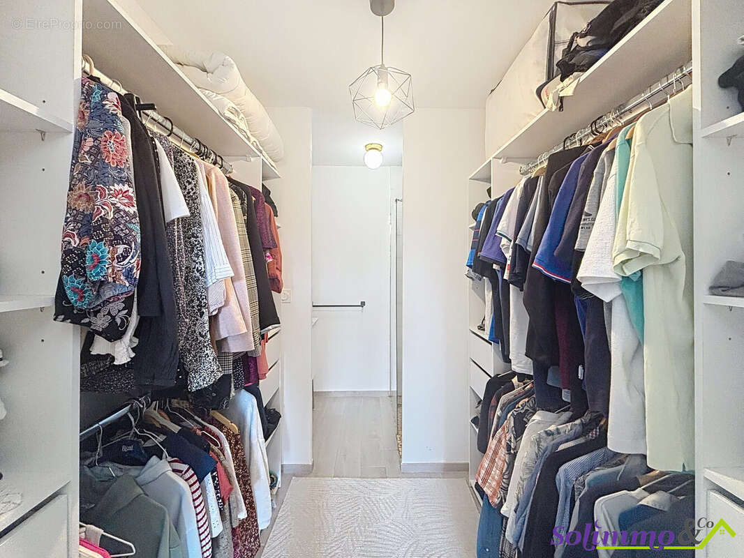 Maison à LES ABRETS