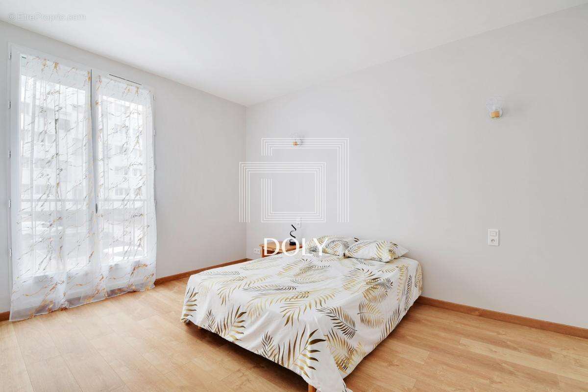 Appartement à ISSY-LES-MOULINEAUX