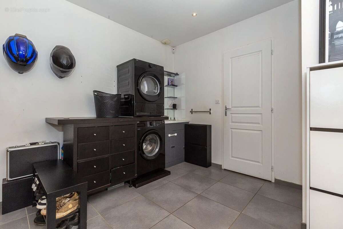 Maison à MONTALIEU-VERCIEU