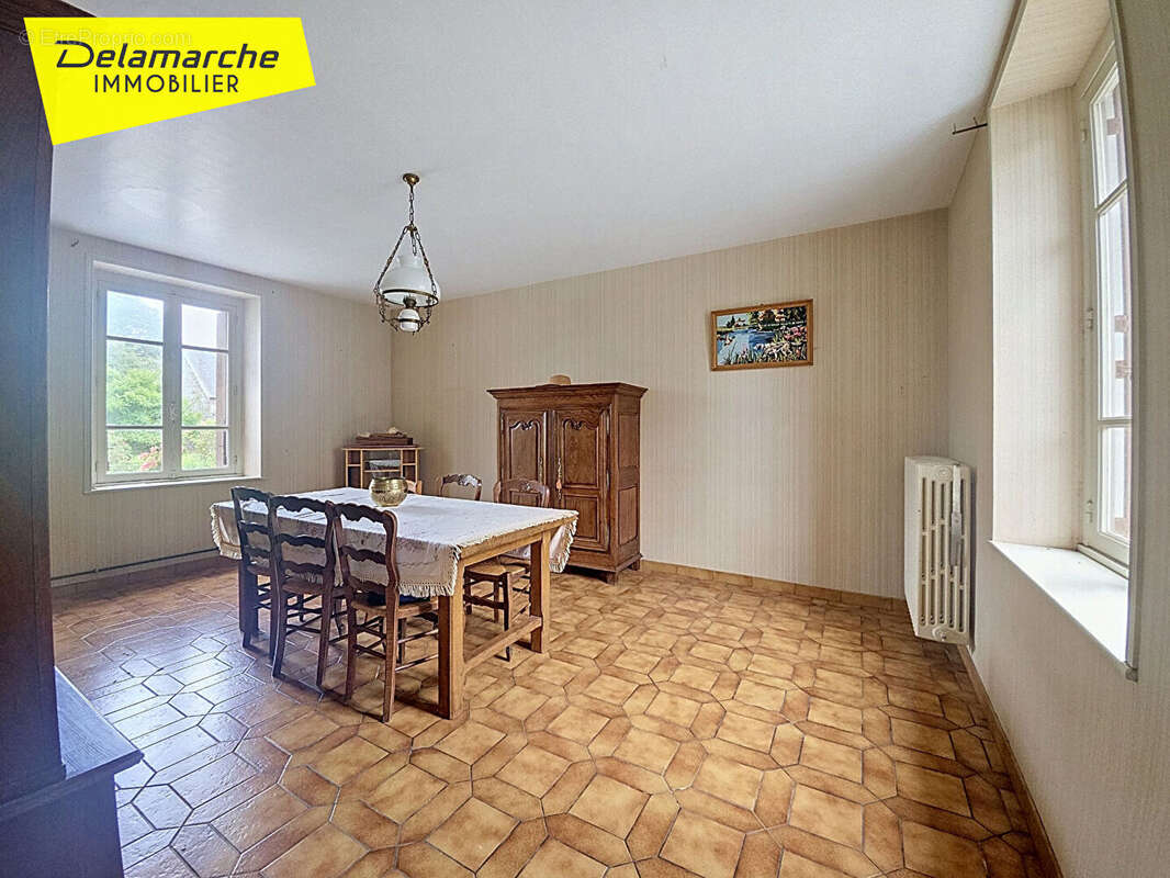 A vendre maison avec dépendance Bricqueville Sur Mer 6 pièces - photo 6
