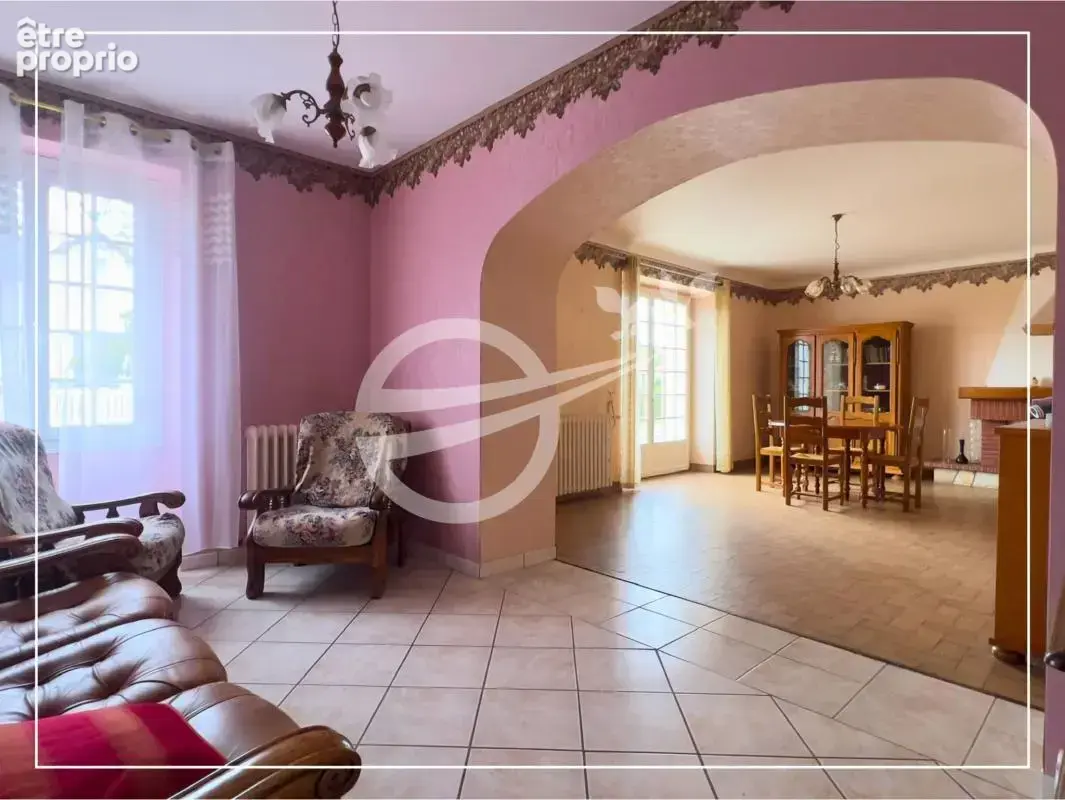 Ensemble immobilier Maison d'habitation, bâtiment en pierre - photo 5
