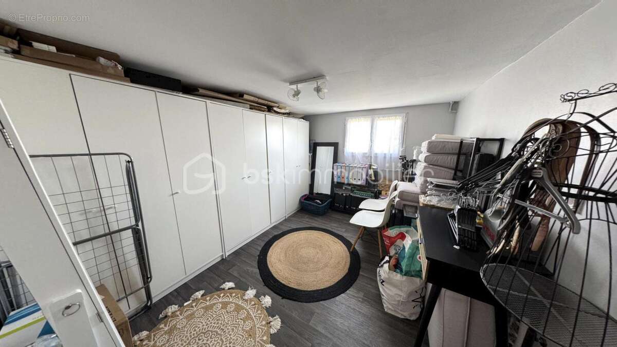 Maison à CORQUILLEROY