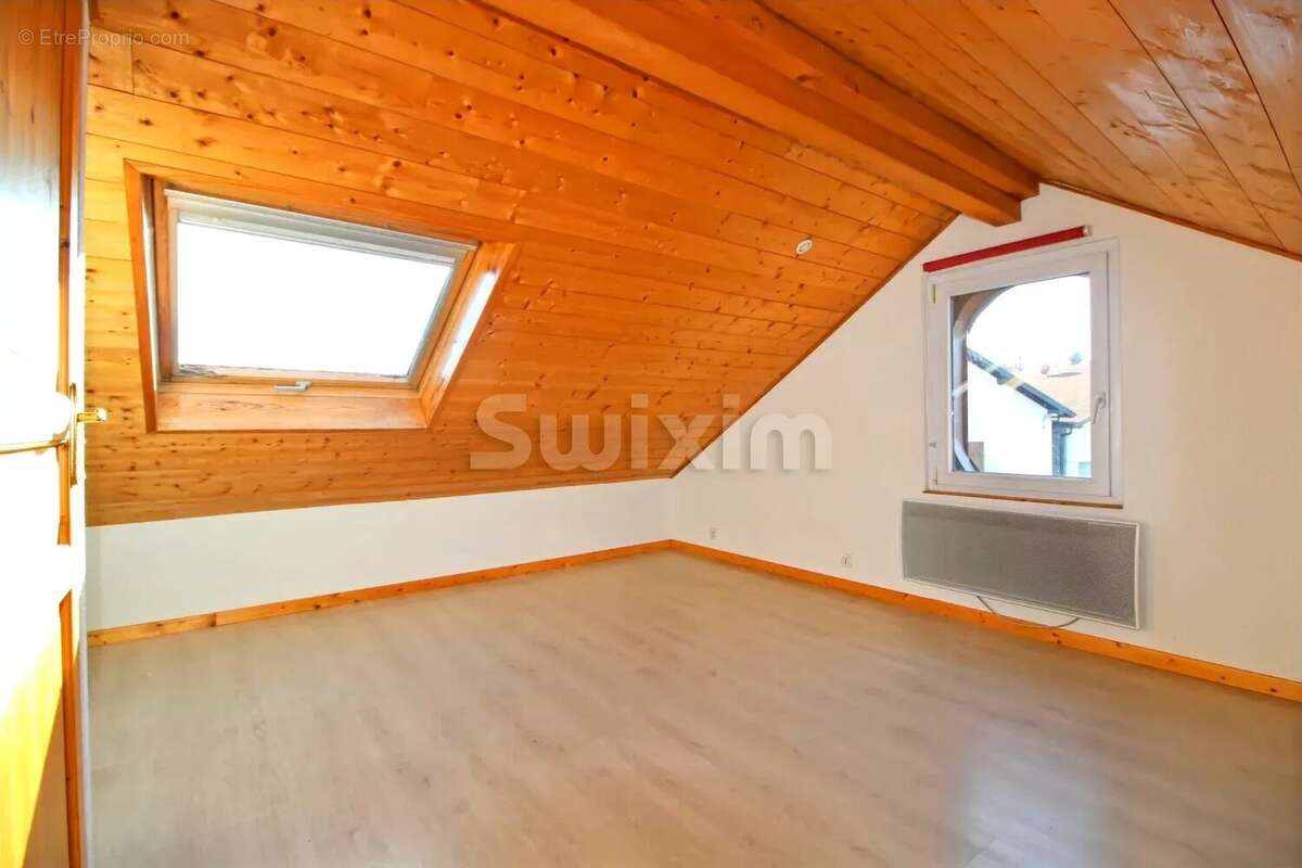 Appartement à PEILLONNEX