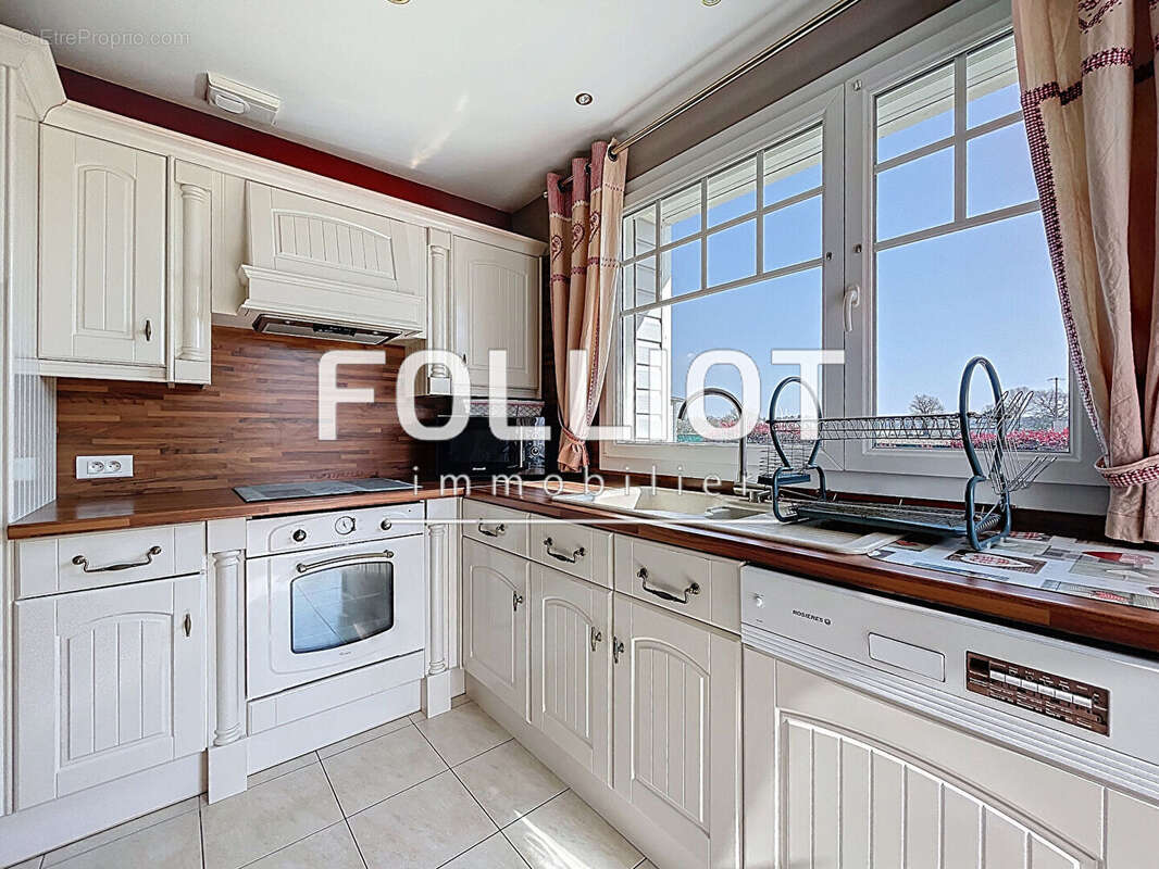 Maison à SAINT-PLANCHERS