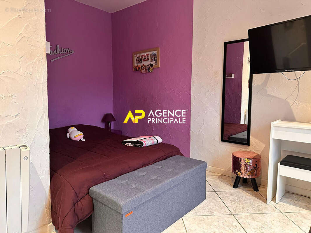 Appartement à SARTROUVILLE