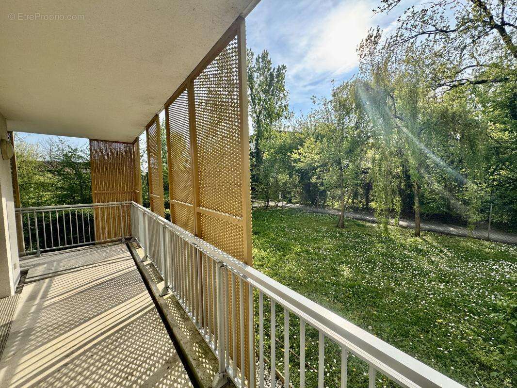 Appartement à VILLENAVE-D'ORNON