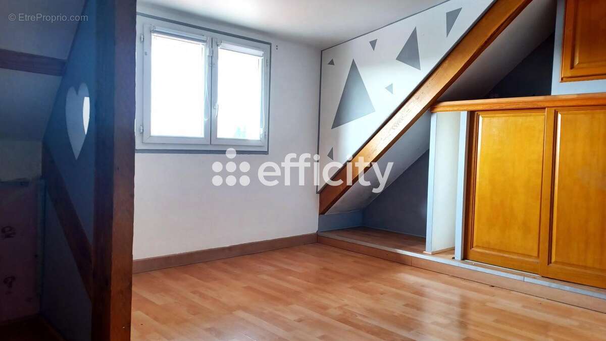 Maison à MORGNY