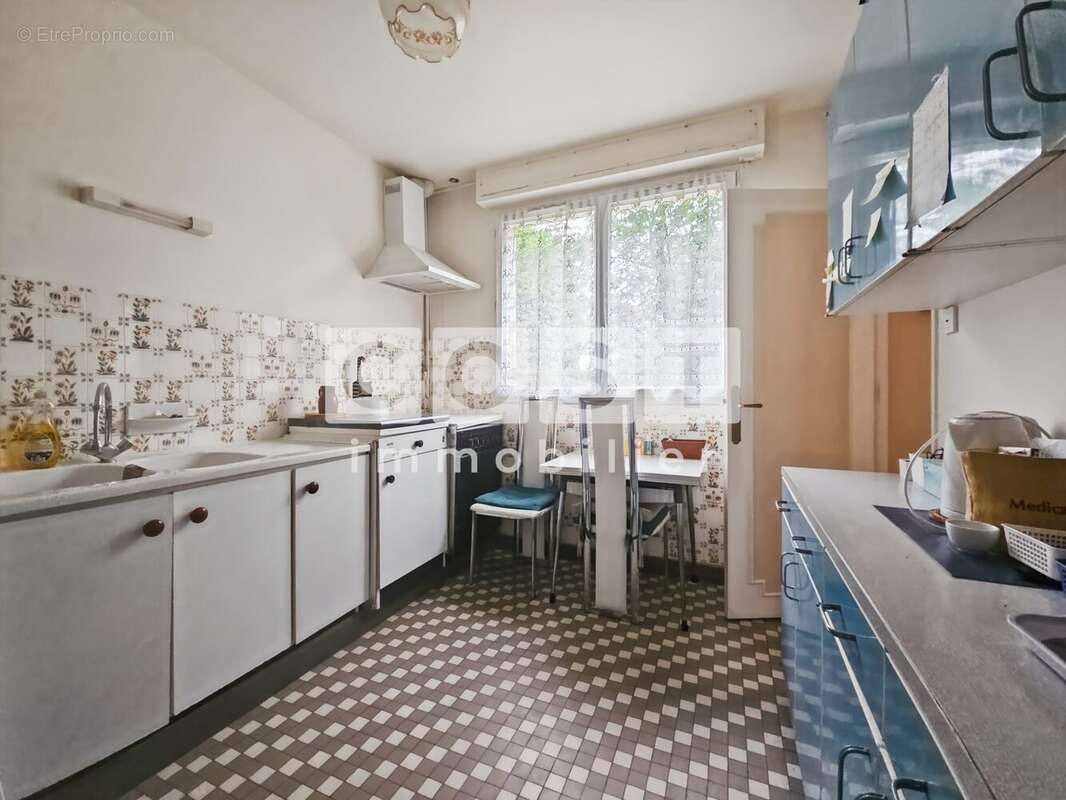 Appartement à ASNIERES-SUR-SEINE