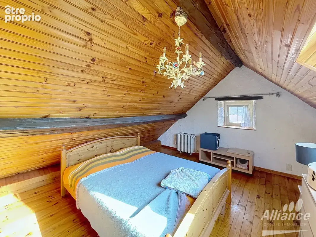 Maison avec 4 chambres terrain 1835  m2 avec grange - photo 18