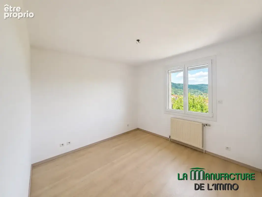 Maison de type F5/F6 avec piscine et belle vue sur terrain de 920 m2 / aurec-sur-Loire - photo 20