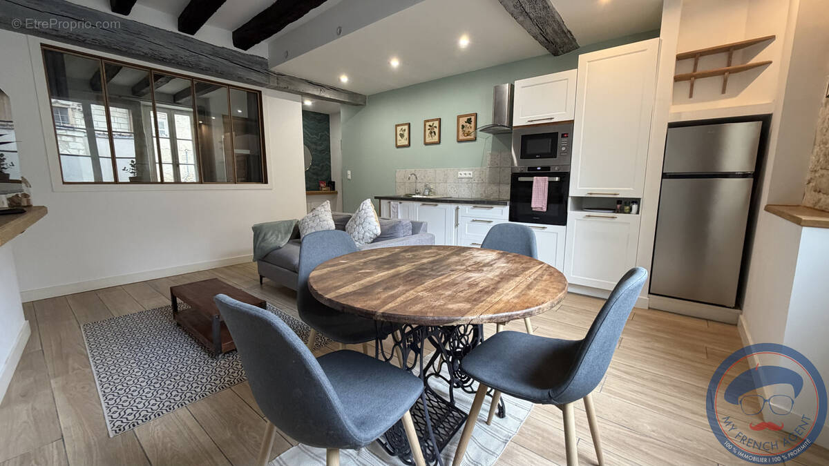 Appartement à CHINON