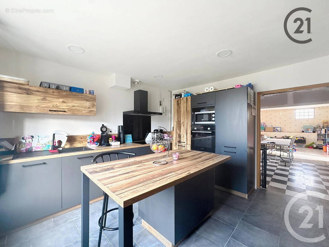 Maison à PERCENEIGE