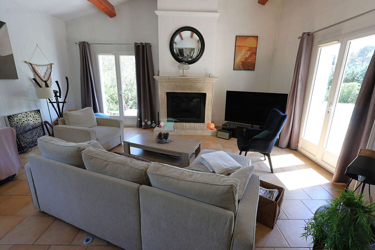Villa Peymeinade 170 m² avec piscine et jardin 1493 m² - photo 8