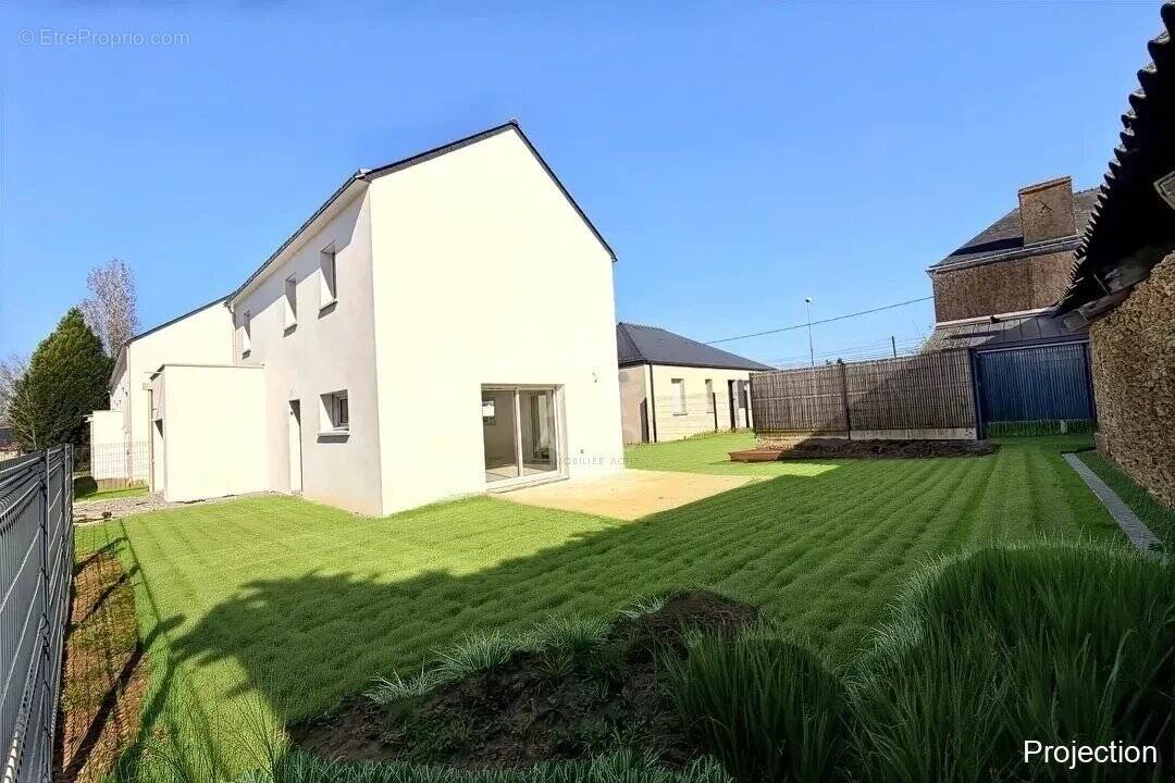 Maison à GRANDCHAMPS-DES-FONTAINES