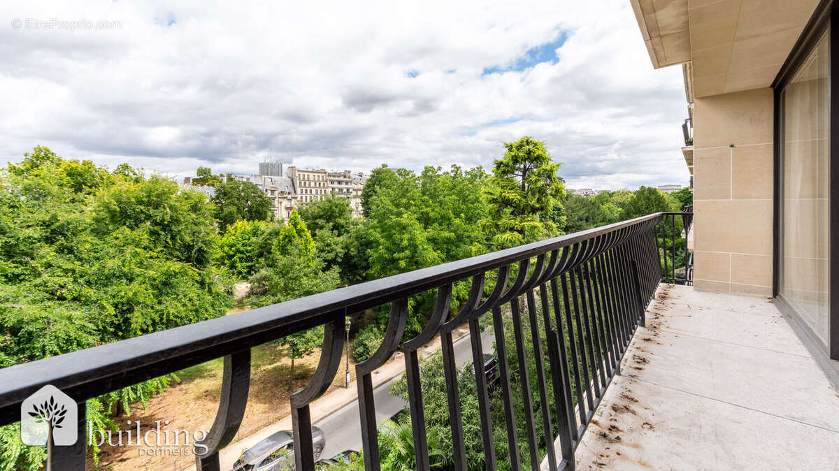 Porte Dauphine Paris 16ème - Appartement 5 pièces 167 m² avec 7 m² de balcon - photo 8