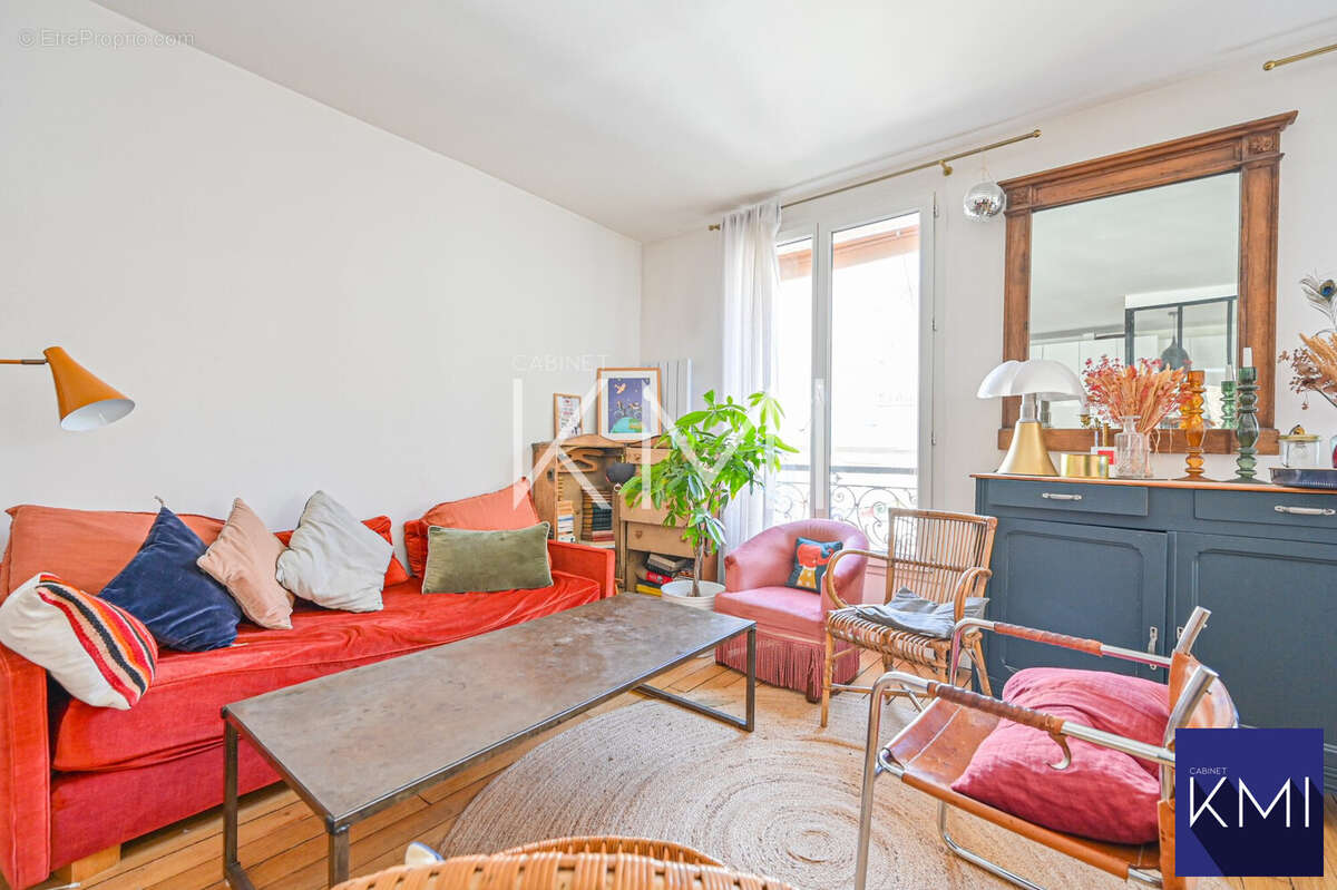 Appartement à PARIS-11E