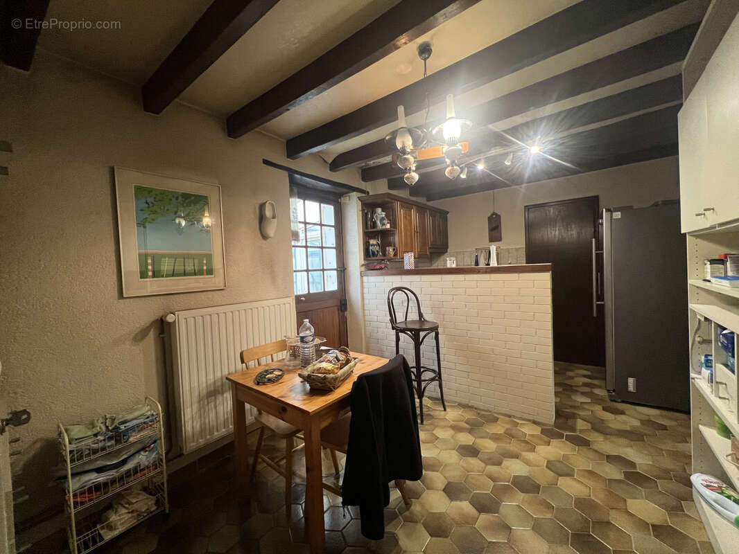 Maison à LE CHATELET