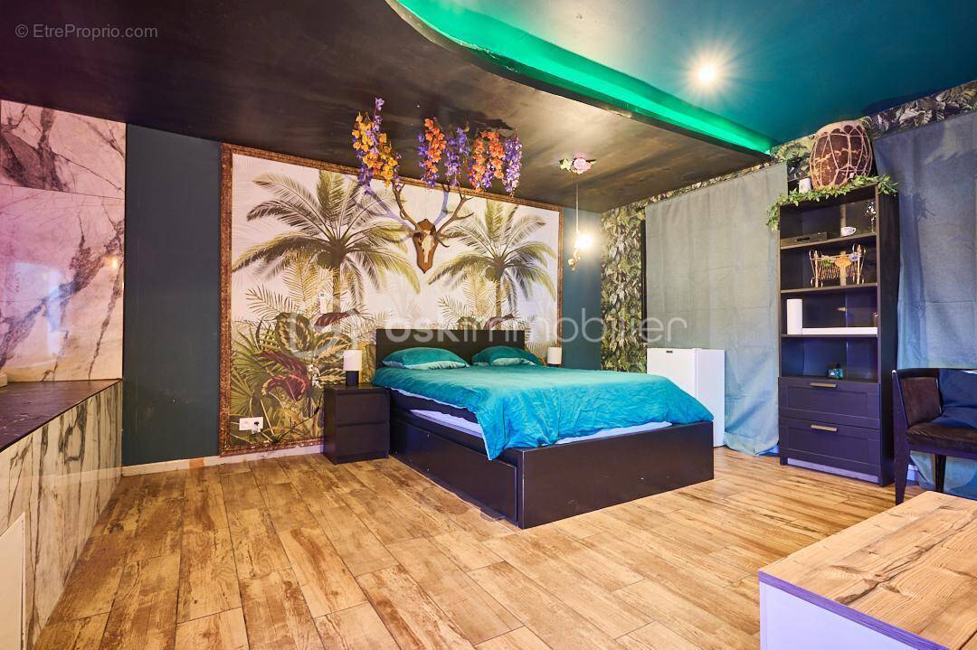 Commerce à LA VALETTE-DU-VAR