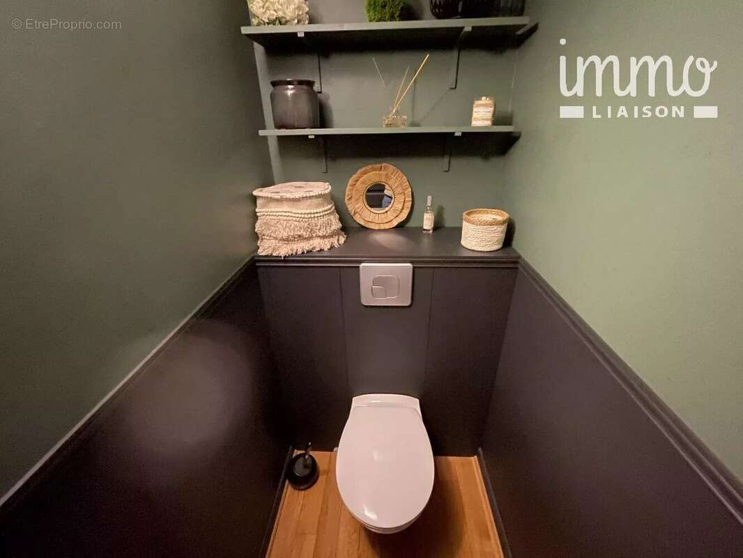 Maison à FLEURY-EN-BIERE