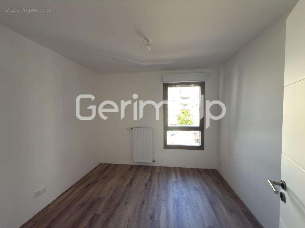Vente - Appartement - 4 pièces - 83 m² - 524 000 € - ANNECY - photo 2