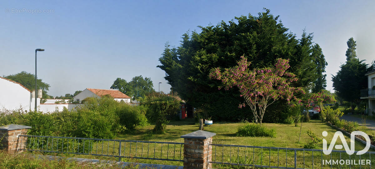 Photo 1 - Terrain à SAINT-ETIENNE-DE-MER-MORTE