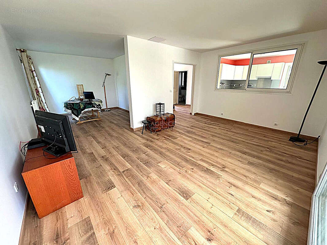 Maison Chapet 7 pièce(s) 138.84 m2 - photo 4