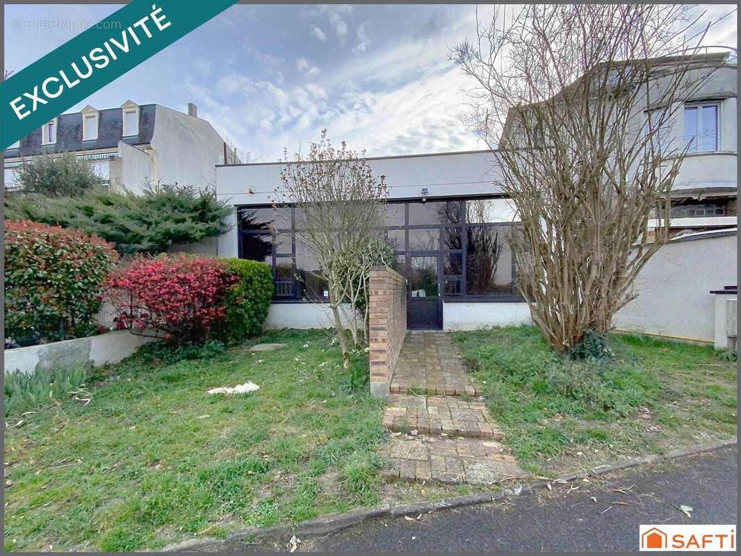 Photo 2 - Commerce à L&#039;HAY-LES-ROSES