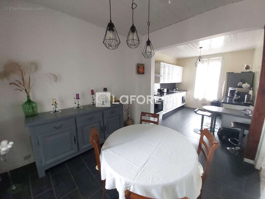 Maison à VILLEMOMBLE