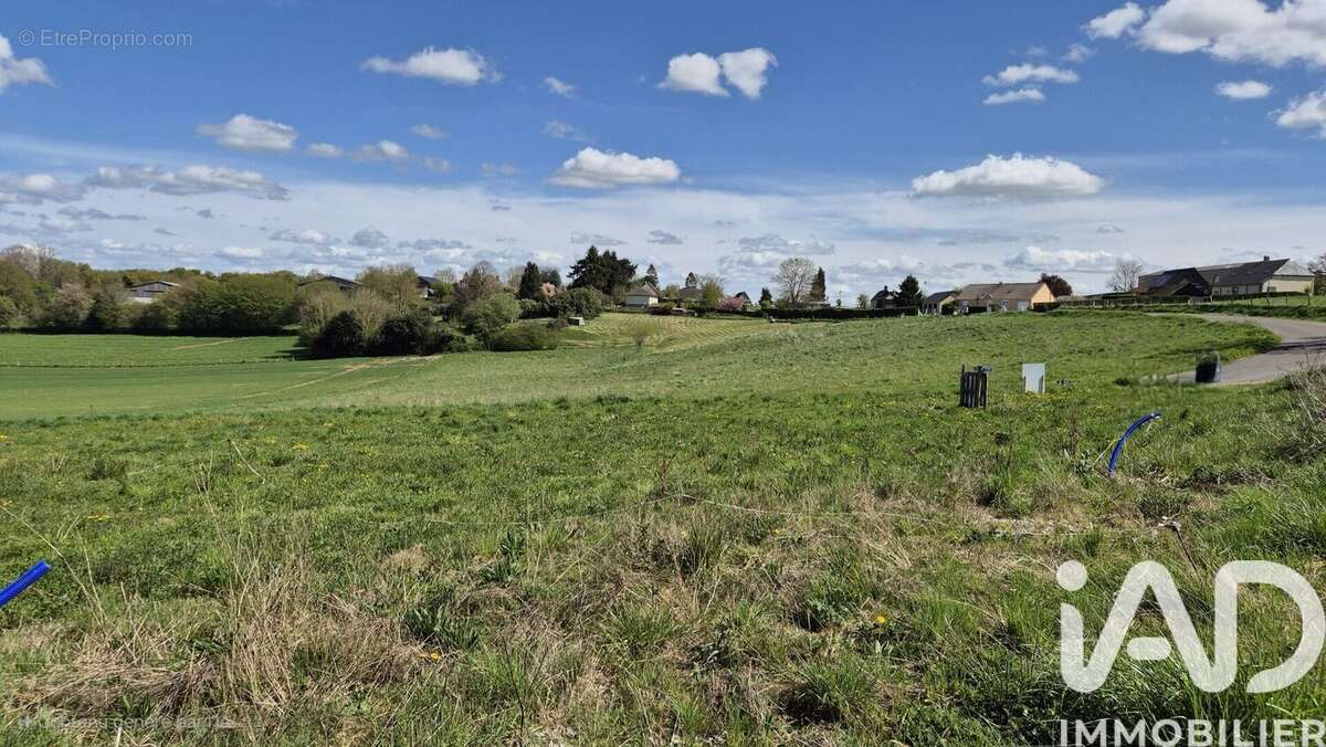 Terrain 1150 m² à La Neuville-Du-Bosc  - photo 6