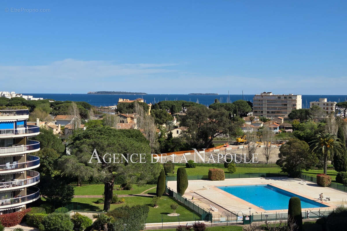 Appartement à MANDELIEU-LA-NAPOULE