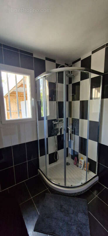 Maison à vendre - 217.98 m² - Saint-Pierre-en-Port - 6 chambres - Vue dégagée - Plage à pied - photo 9