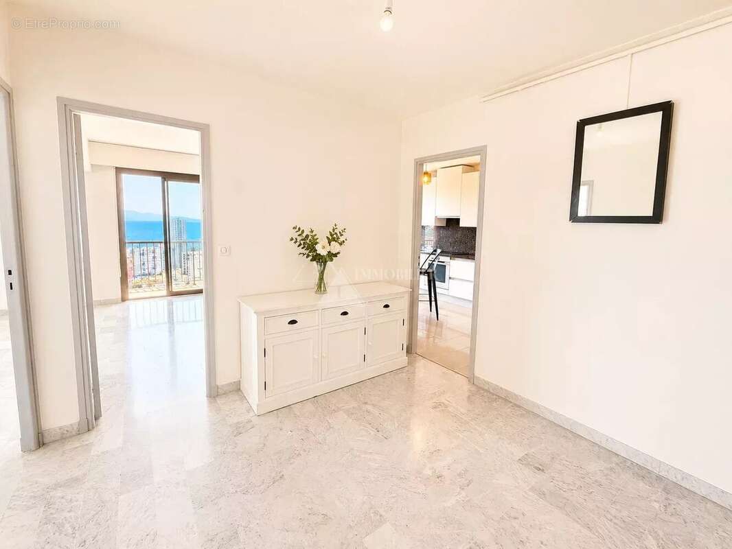 Appartement T3 de 90 m² et 29 m2 de terrasse- Vue mer panoramique - photo 8