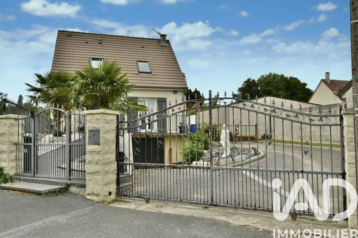 Photo 1 - Maison à FERRIERES
