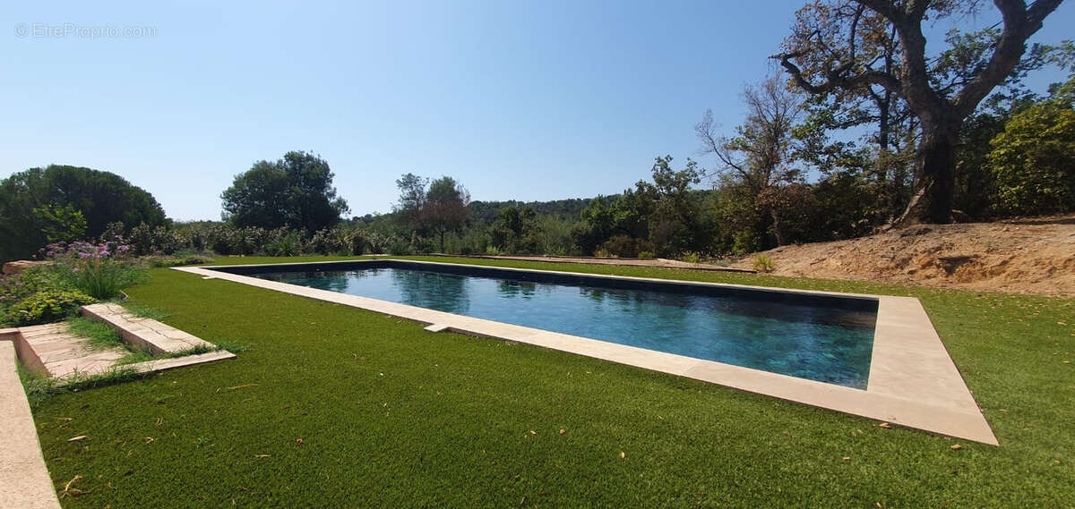 Maison à PLAN-DE-LA-TOUR