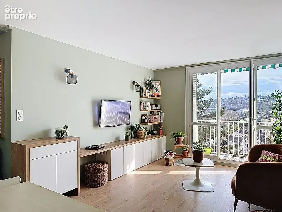 Beau T3 avec balcon et vue ! - photo 4