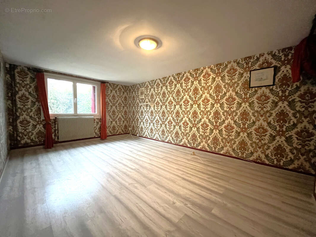 Maison à MAINVILLIERS