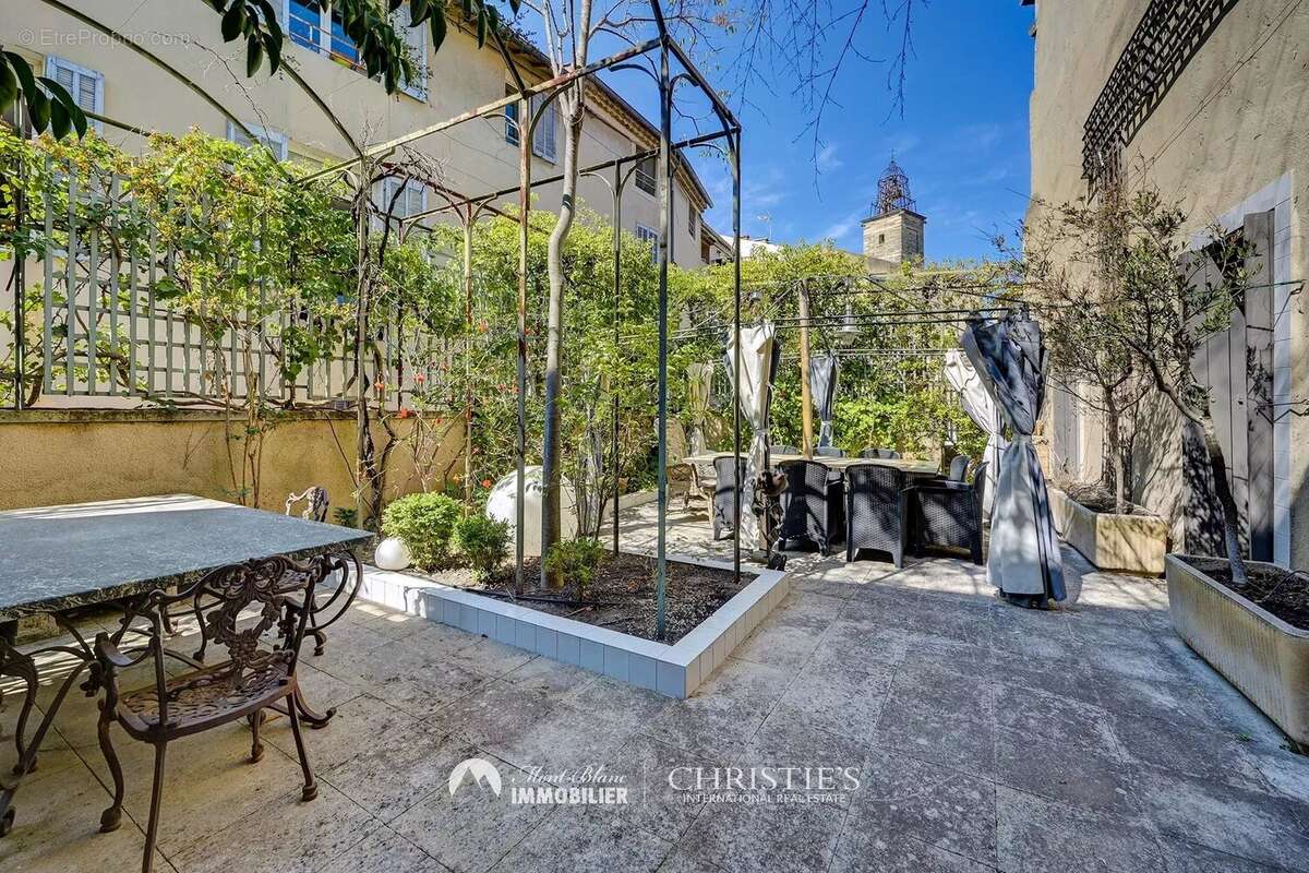 Maison à AIX-EN-PROVENCE