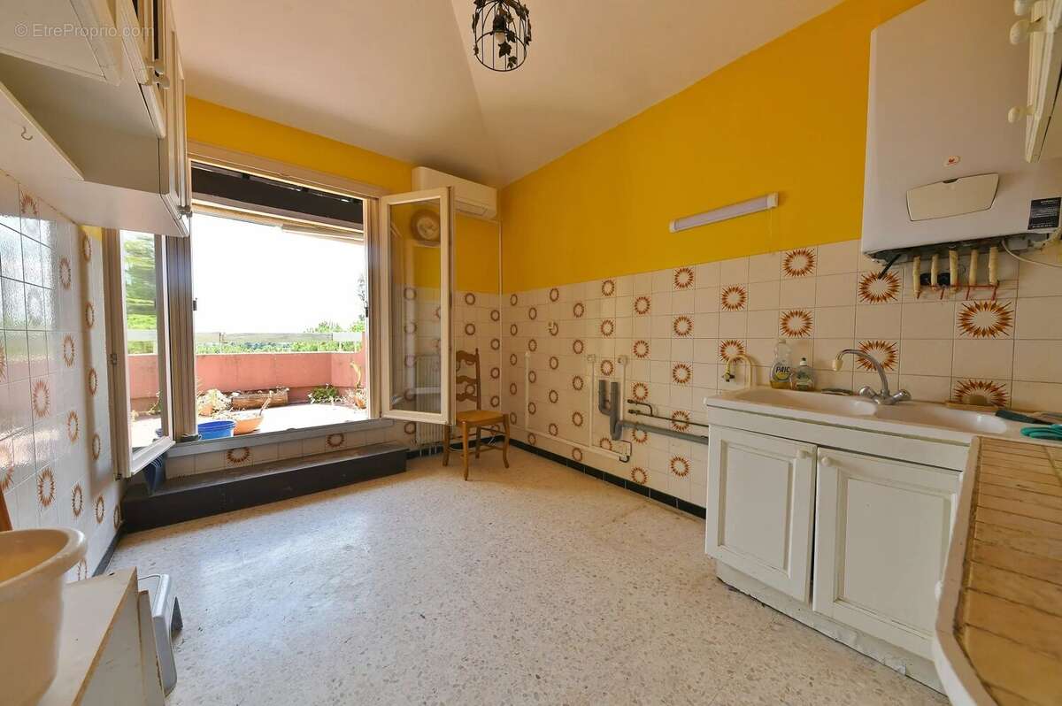 Uzès, appartement  avec vue panoramique - photo 4