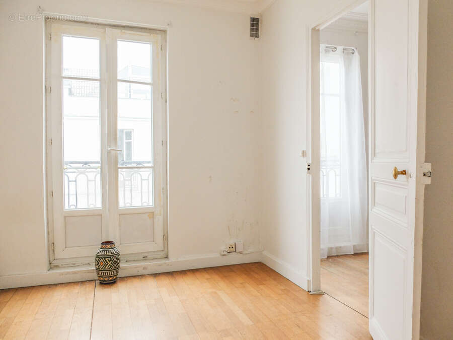 Appartement à LEVALLOIS-PERRET