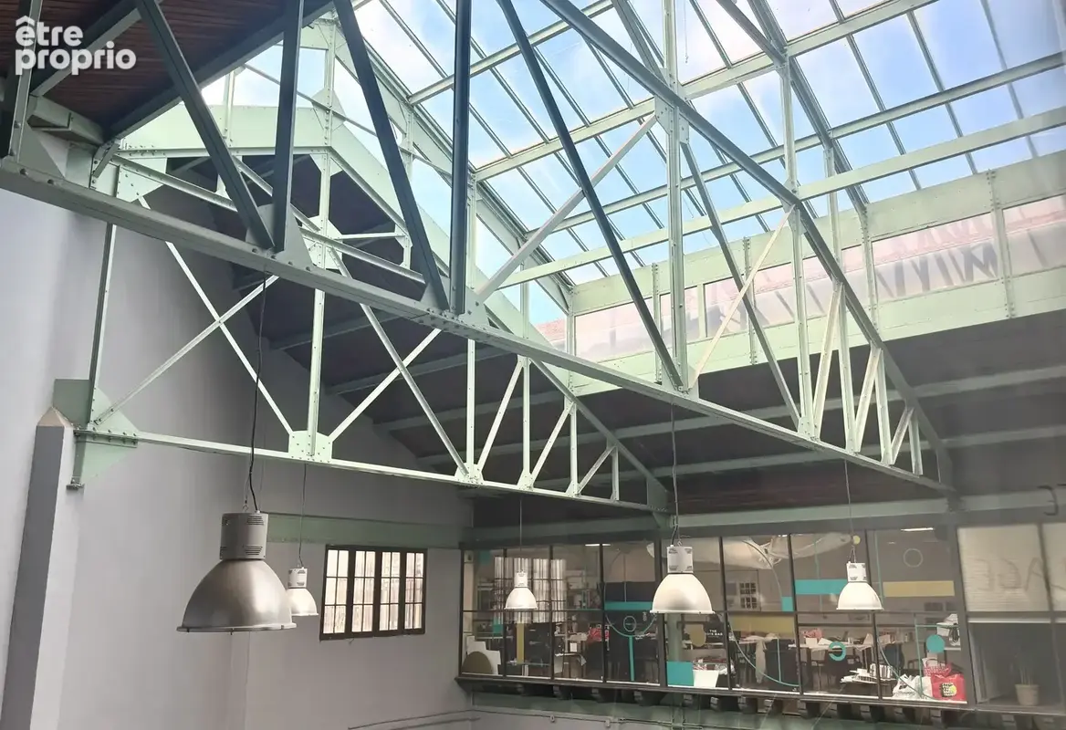 Marseille Euroméditerrannée - Immeuble loué - 984m2 - photo 5