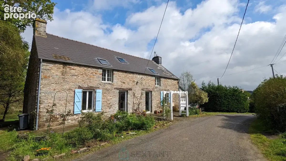 Maison à LA GACILLY